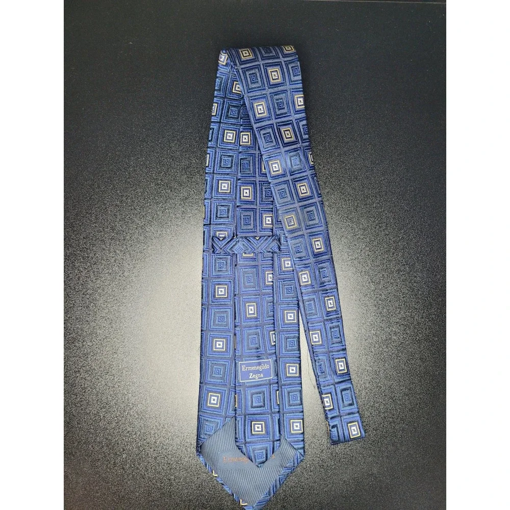 Ermenegildo Zegna Men's Necktie Blue Geometric Silk 3.75